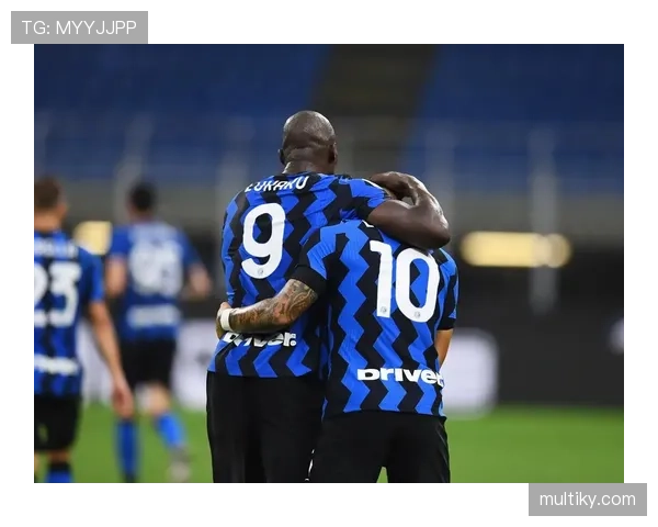 什克里尼亚尔防守稳健性与出球能力的提升机制解析